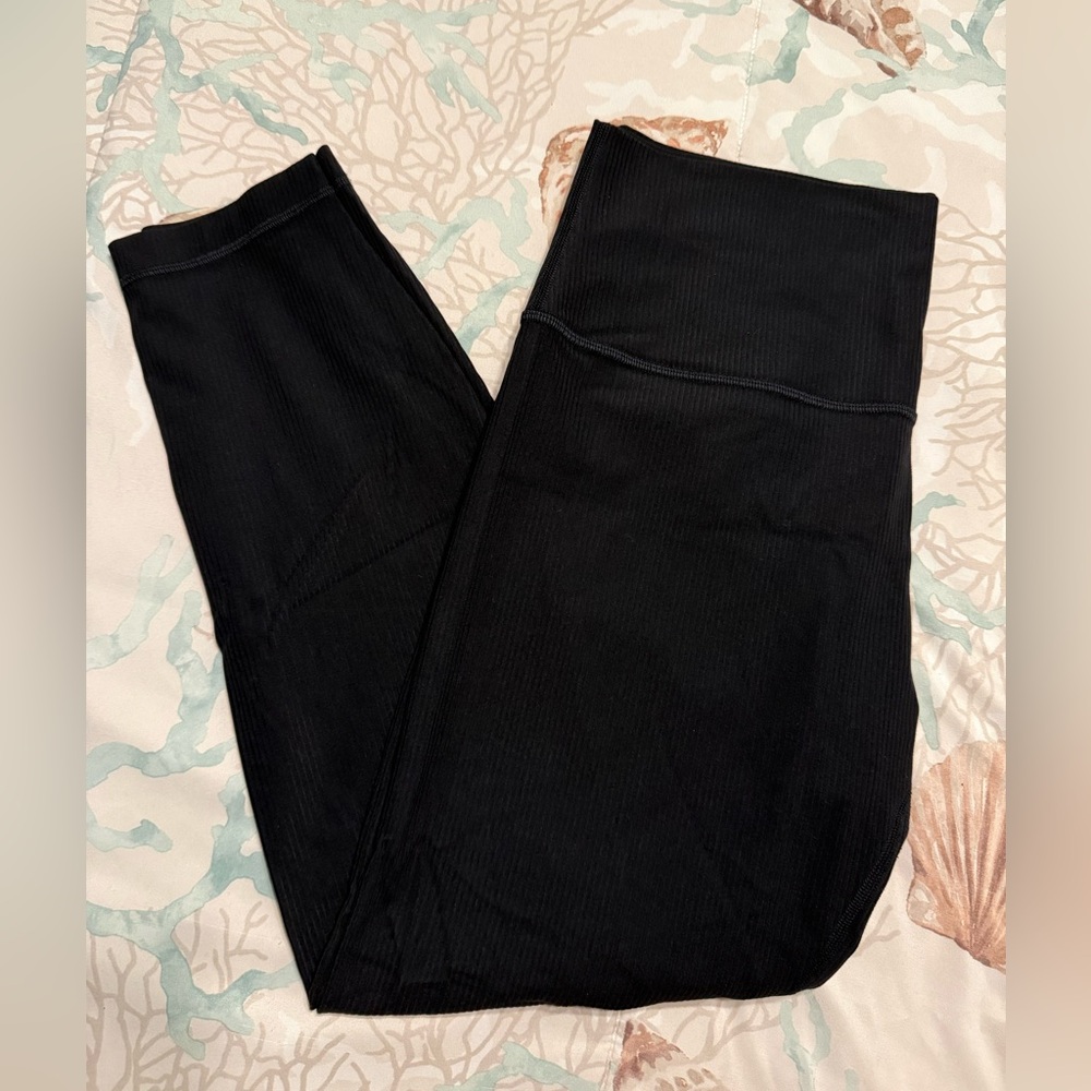 Lululemon Align™ High-Rise Ribbed
Pant 25"